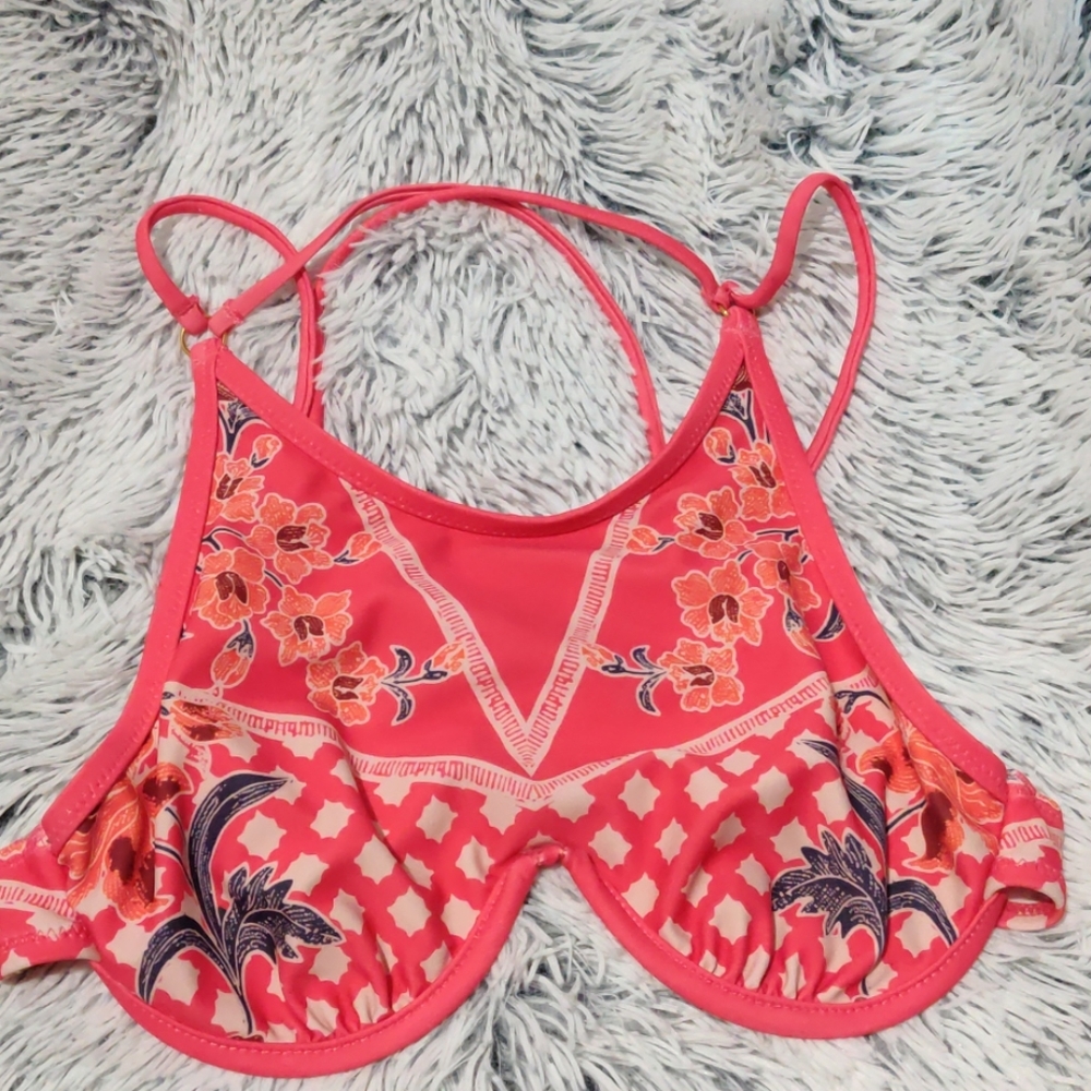 MINKPINK ROSEWATER HIGH NECK BIKINI TOP SIZE SMALL - Picture 4 of 8